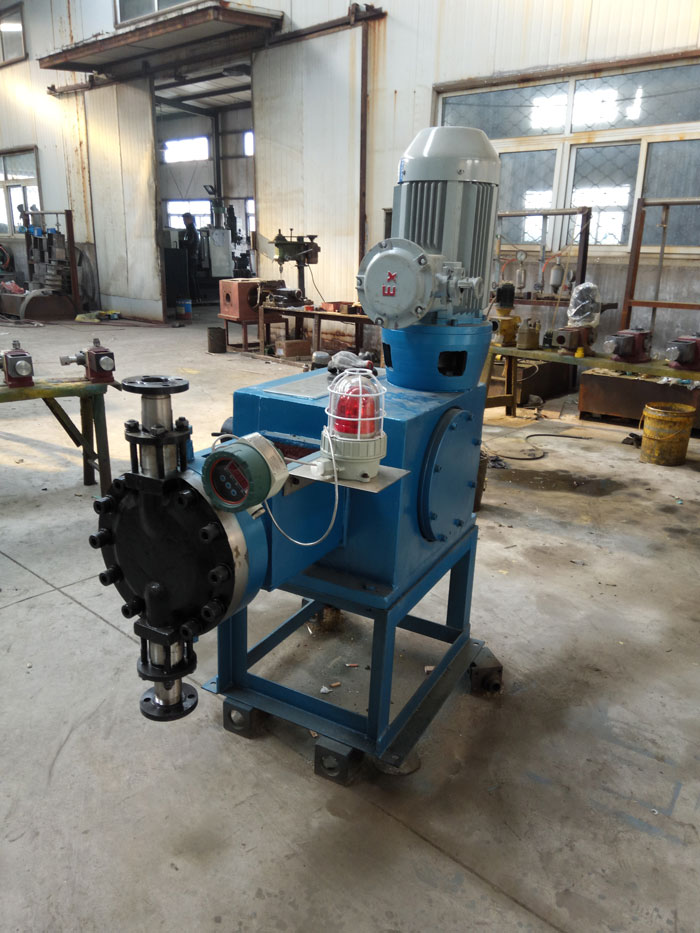 液壓隔膜(mo)泵JTM